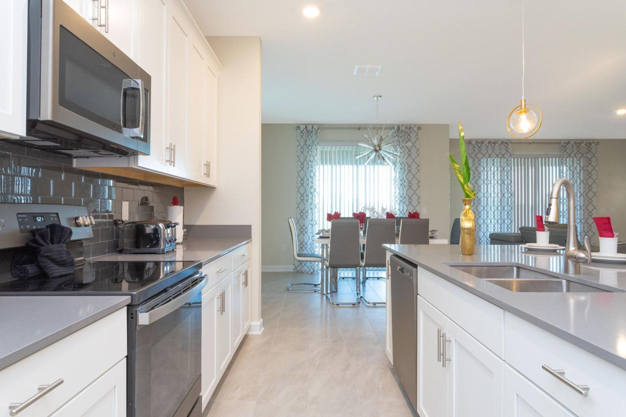 Gorgeous 6 Bd Sf Close To W/ Pool @ Champions Gate 712 Holiday home *