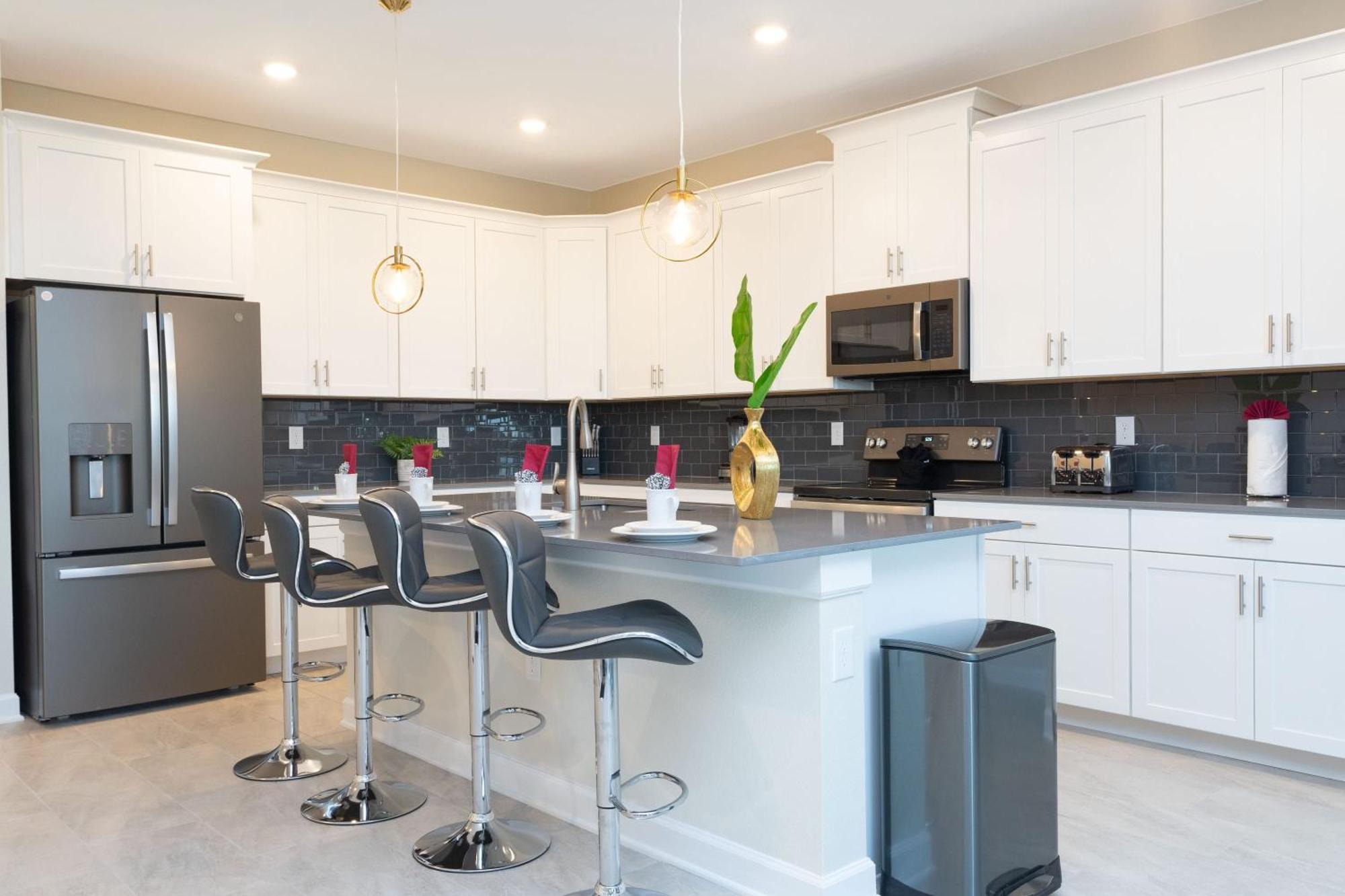 Gorgeous 6 Bd Sf Close To W/ Pool @ Champions Gate 712 *