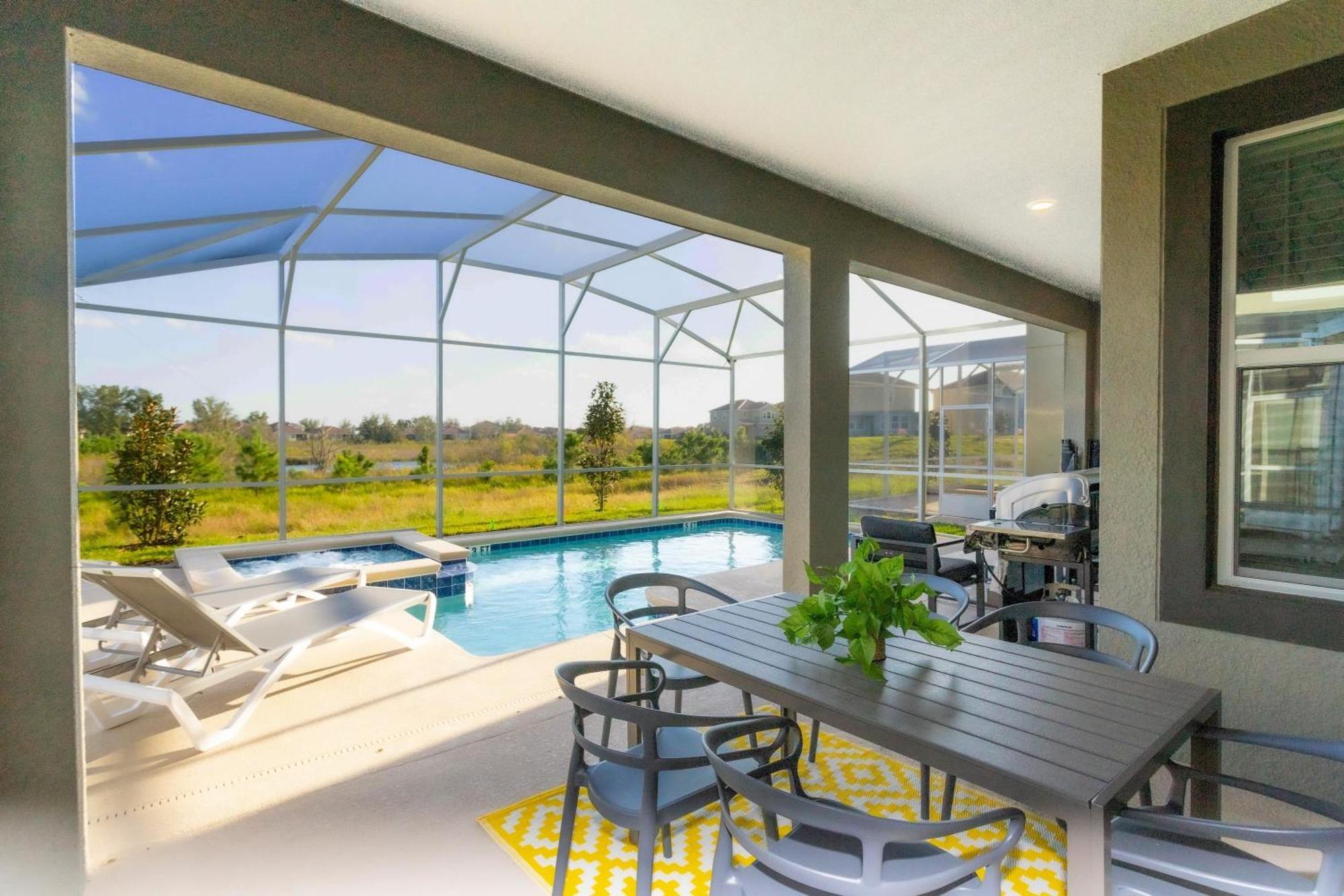 Gorgeous 6 Bd Sf Close To W/ Pool @ Champions Gate 712 Holiday home